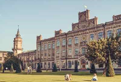 财政学专业好找工作吗 附2025年财政学专业就业方向及前景